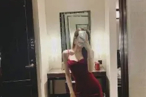 女明星集体“塌房”她们为啥都不装了